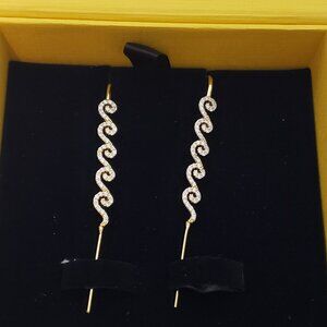 Oreylo Ocean Waves? Helix Cuff Crawlers Earrings